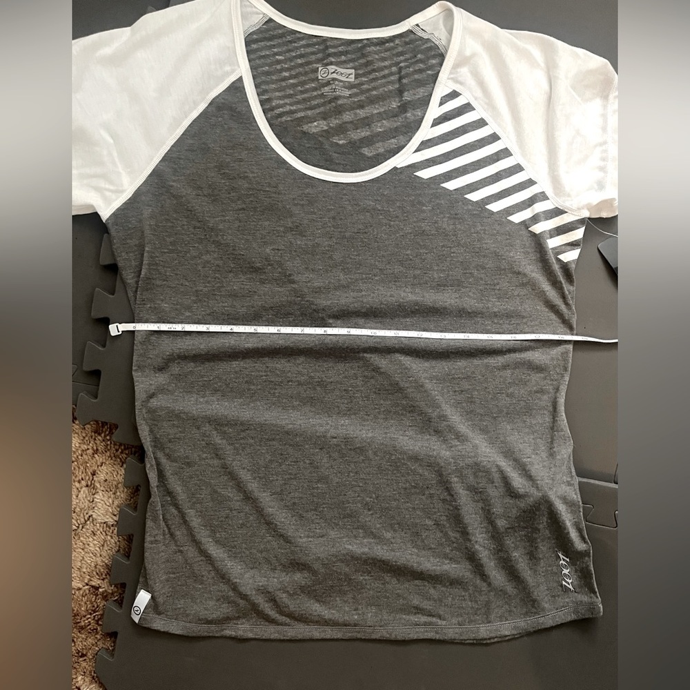 Zoot New With Tags Grey & White Sunset Ink Tee size XL No flaws.